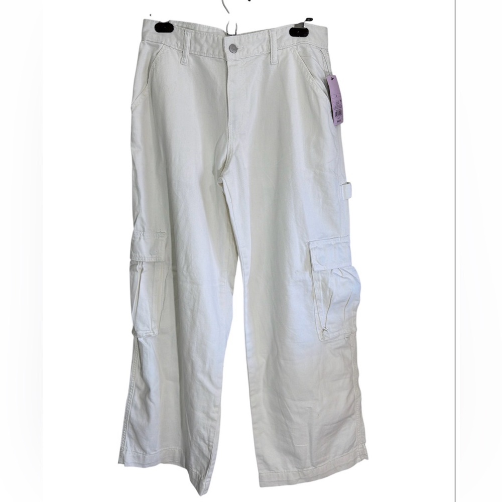 Wild Fable NWT Women’s White Baggy Cargo Pants Size 8
